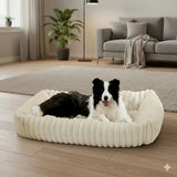 Panier orthopédique blanc Happy Animalia en peluche avec rebords enveloppants, mousse à mémoire de forme et housse lavable — soutien articulaire pour chien senior.