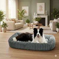 Panier orthopédique gris Happy Animalia en peluche avec rebords surélevés, mousse à mémoire de forme et housse lavable — conçu pour chien senior.